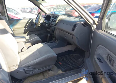 2000 Nissan Frontier Se-V6/Xe-V6 z USA, uszkodzony, nr VIN 1N6ED27T6YC370656